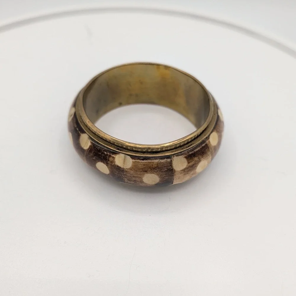 Vintage Brass Bangle‎ Bracelet Inlaid Batik Bone Polka Dot Boho Ethnic 7.5
